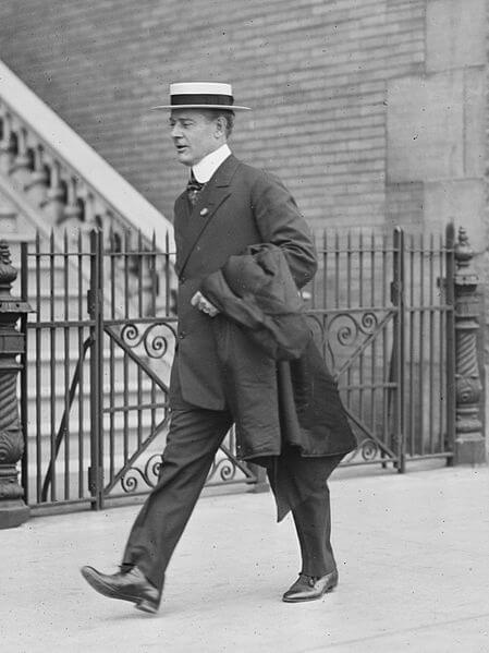 Teach us to dress: Albert J. Beveridge, literature and drama teacher, 1912